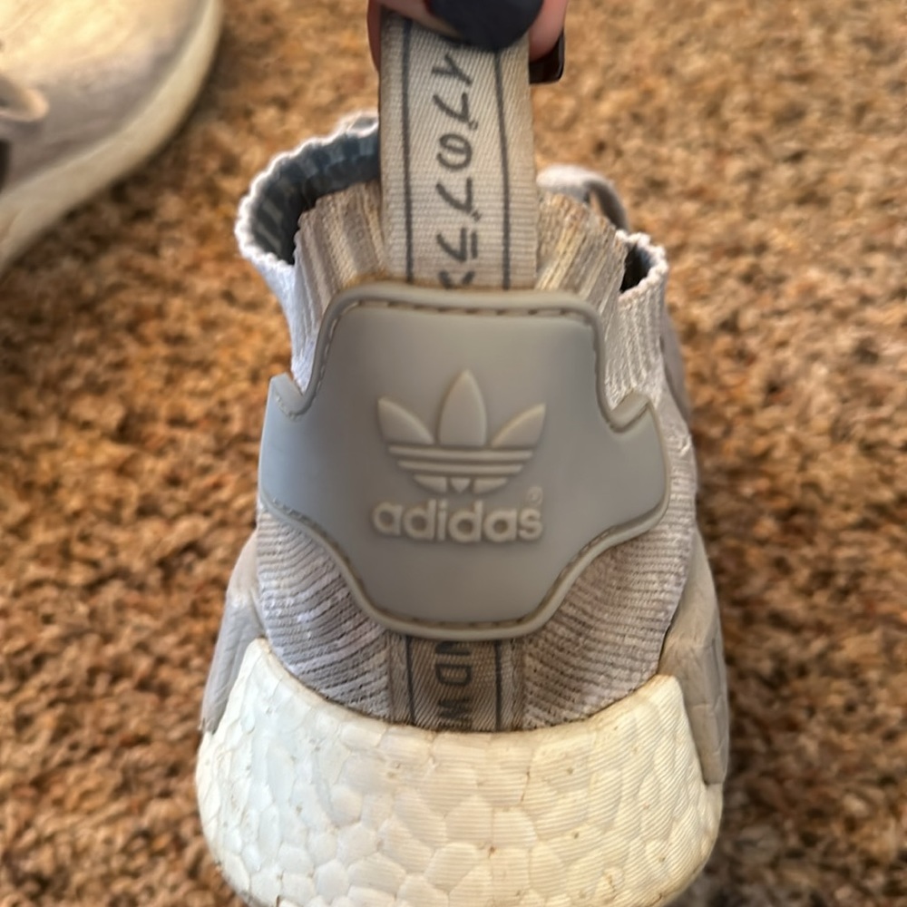 Adidas NMD r1 - Picture 8 of 9